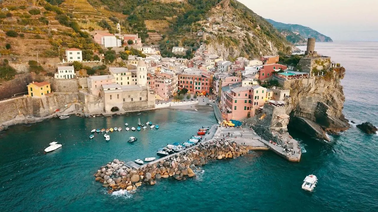 La Ripa Camere Vernazza - Stradivari Luxury Apartment